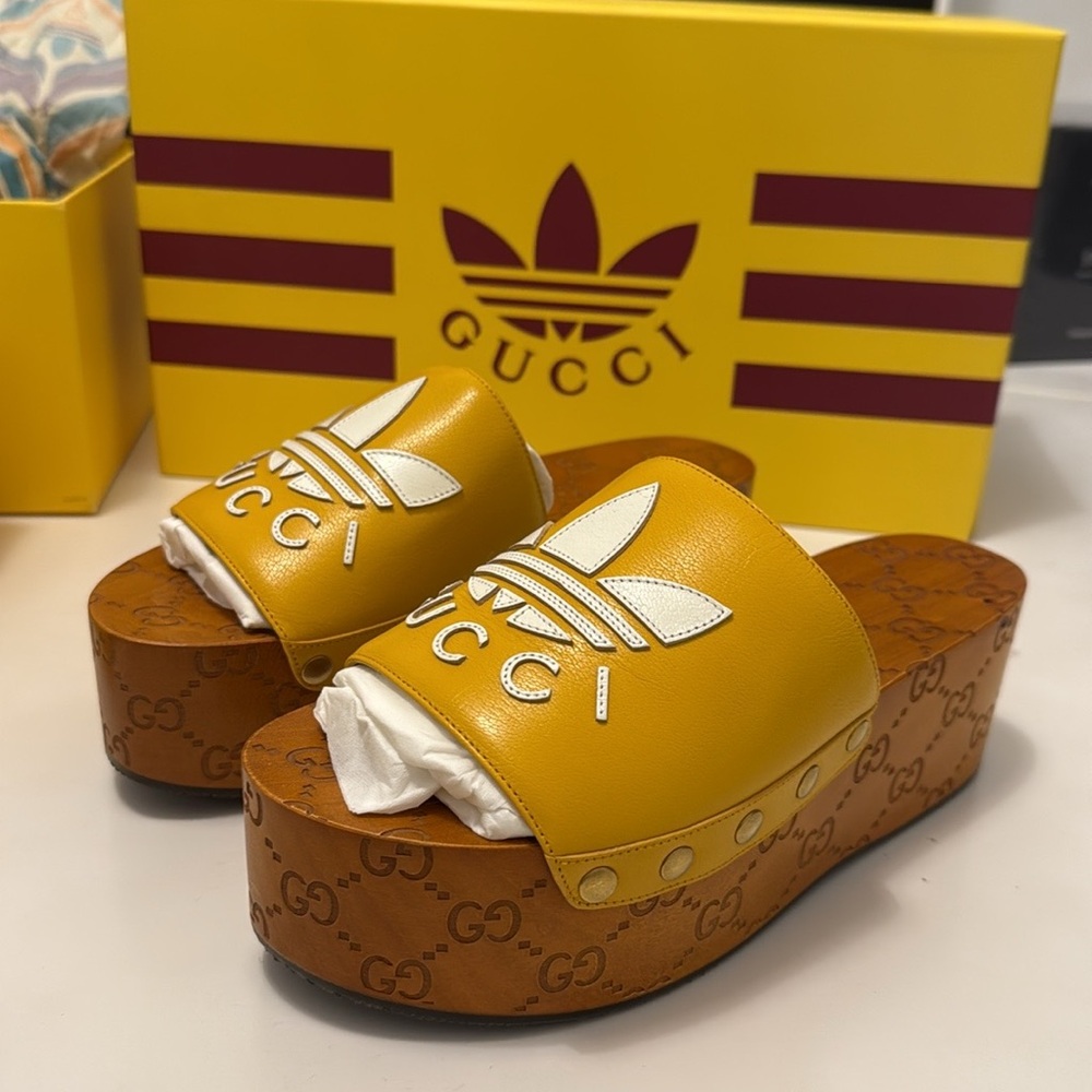 Authentic Gucci x Adidas wooden Platform Slides - Picture 14 of 16